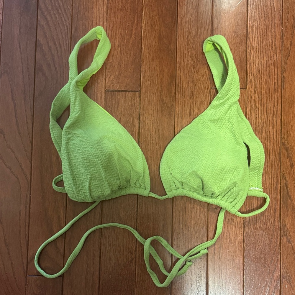 Descanso Tie Triangle Bikini Top